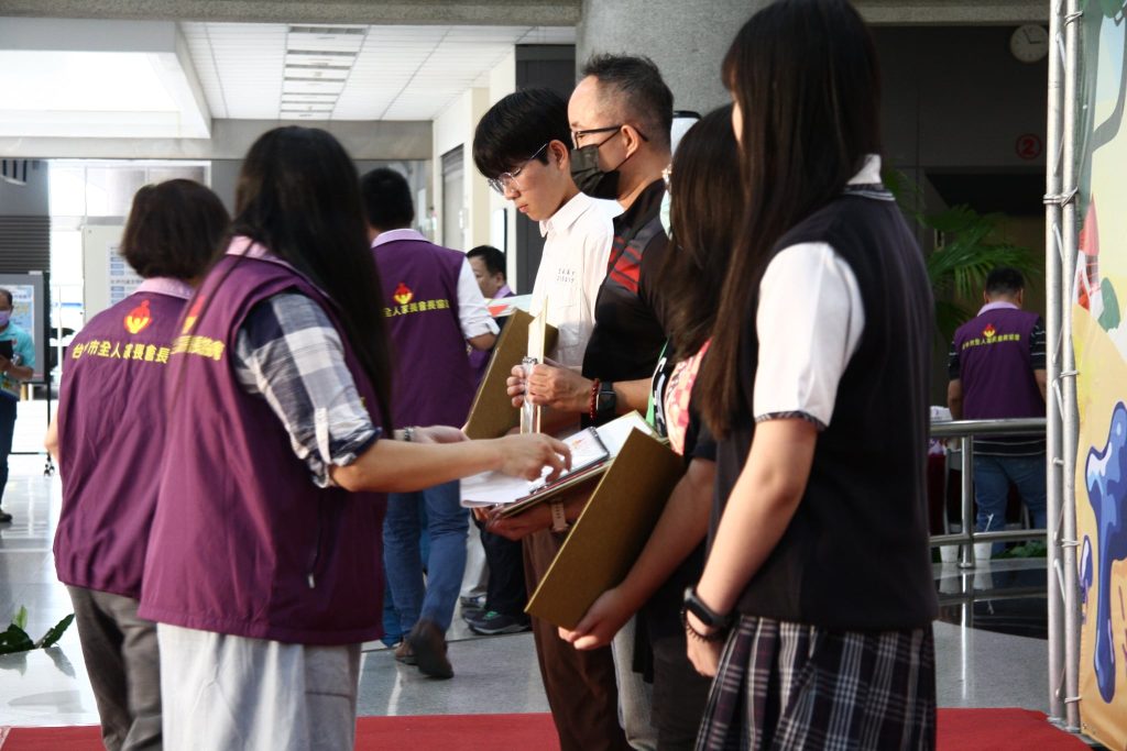 「校園之美」寫生比賽頒獎典禮 陽明大樓展現學童藝術能量 | 索引新聞 INDEX News