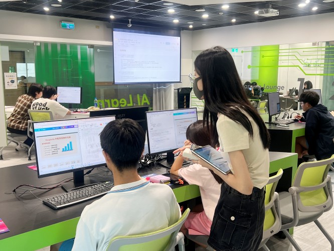 暑期AI營隊開跑!東吳打造「種子講師」傳授資料科學實戰 暑期AI營隊開跑!東吳打造「種子講師」傳授資料科學實戰