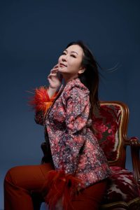 張秀卿《辣妹駕到》演唱會前夕探訪尚有麵店 讚嘆美濃粄條「最好吃」2
