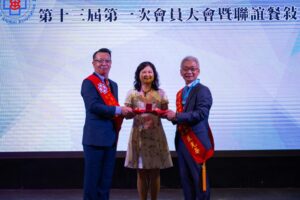 中臺科大第十三屆校友總會理監事改選 朱光華任理事長