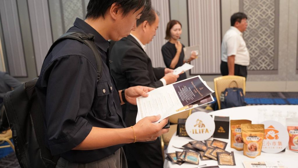 九州台灣商會攜手台灣多元產業代表，於福岡、熊本推廣台灣物產與文化，深化台日百貨與商圈交流，共同擘劃未來台日文化及產業合作藍圖，打造雙向經貿新契機。