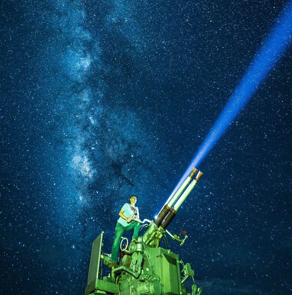 攝影家吳易達觀星逐浪－攝影個展