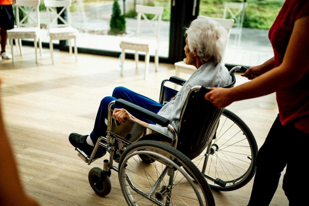 宜安派遣看護中心 16年專業經驗 打造安心照護網 3 ▲宜安看護中心將持續擴大雙北地區服務網絡,計劃在新北市各區域設立服務據點,提供更便捷的在地服務。(圖/業者提供)