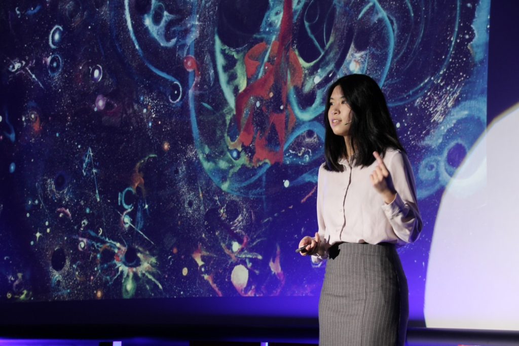 臺中女中、臺中一中第六屆TEDxTCGS Youth策展團隊攜手多方單位，於國立公共資訊圖書館舉辦「相遇Come Across」年會，邀集青年與嘉賓講者分享生命故事，激盪出屬於青年的不凡篇章。