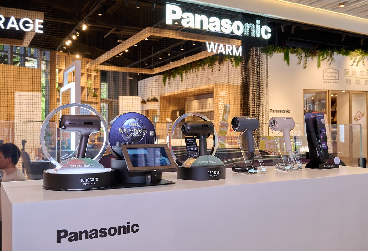 台灣家電領導品牌Panasonic「髮肌護理科技」 推出全新「女王機」奈米水離子吹風機 一機實現沙龍級智能呵護 | 索引新聞 INDEX News