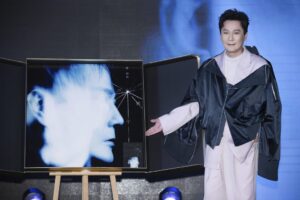 張信哲《屬於》北京發佈　星光齊聚感動全場
