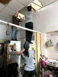 女性學習水電修繕  翻轉刻板印象  點亮弱勢家庭生活