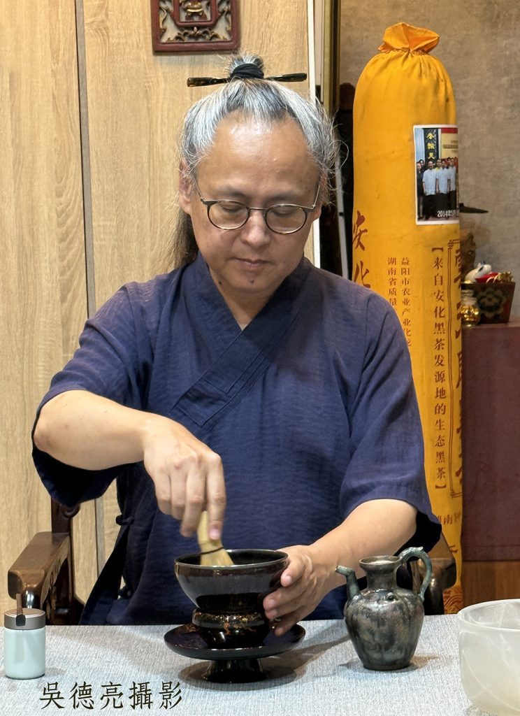 北京茶文化名人觀合攜北苑貢茶龍團鳳餅與唐朝團餅茶來訪 | 索引新聞 INDEX News
