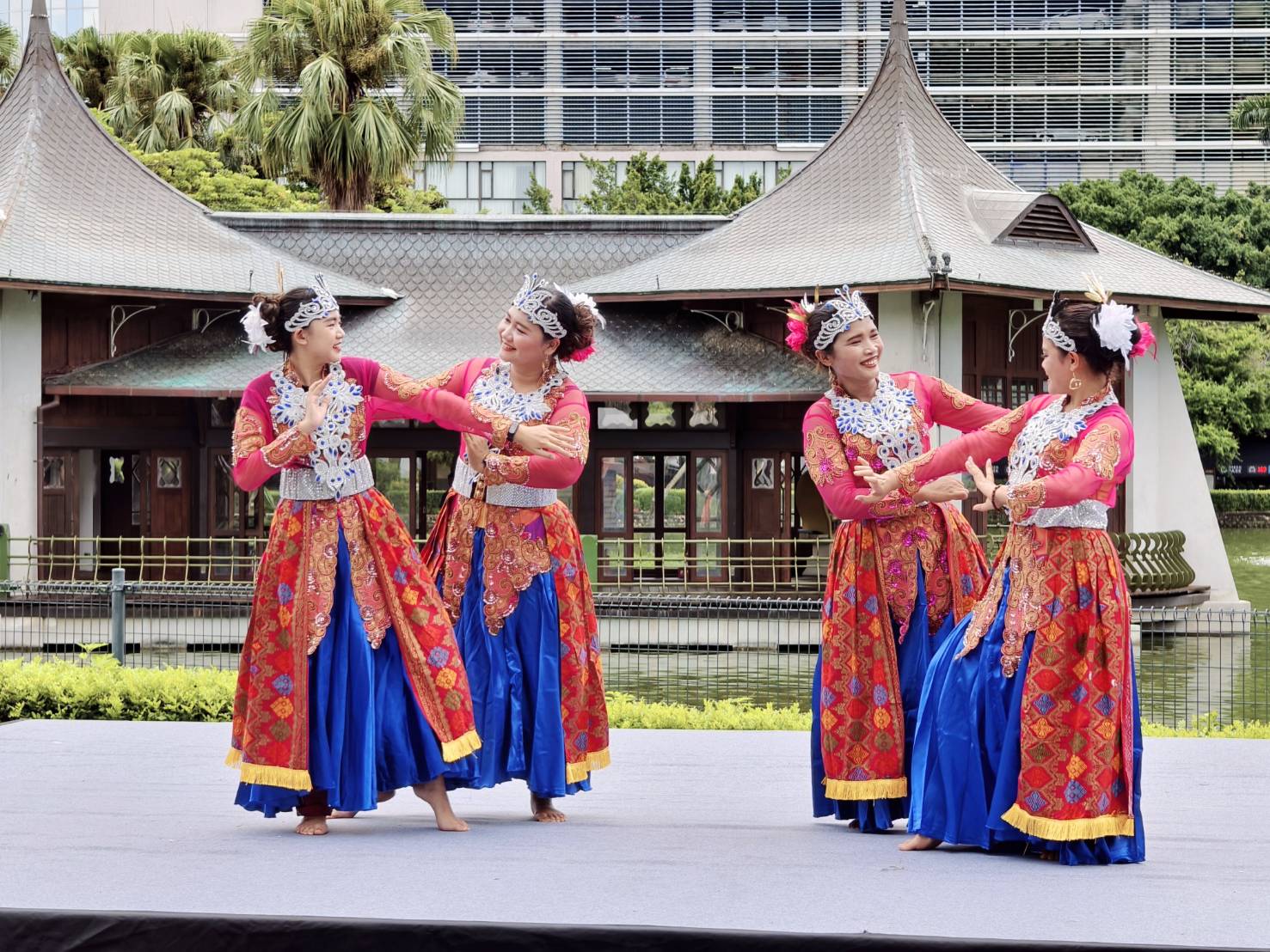 台中市政府徵老照片共譜甜蜜記憶 台中公園湖心亭再現百年浪漫情緣 | 索引新聞 INDEX News