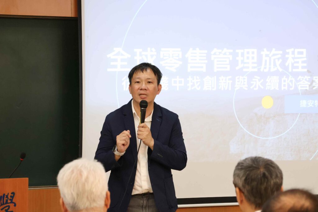 %E5%9C%96%E8%AA%AA%E4%B8%89%EF%BC%8C%E9%81%A0%E8%A6%8B%E9%9B%9C%E8%AA%8C%E5%89%AF%E7%A4%BE%E9%95%B7%E5%BC%B7%E8%AA%BF%E7%82%BA%E8%87%AA%E5%B7%B1%E5%A2%9E%E8%83%BD%E7%9A%84%E9%87%8D%E8%A6%81%E6%80%A7%EF%BC%8C%E5%AD%B8%E7%BF%92%E5%A6%82%E5%90%8C%E6%8C%81%E7%BA%8C%E8%A8%82%E9%96%B1%E4%B8%80%E6%A8%A3%E4%B8%8D%E5%8F%AF%E4%BB%A5%E4%B8%AD%E6%96%B7%E3%80%82