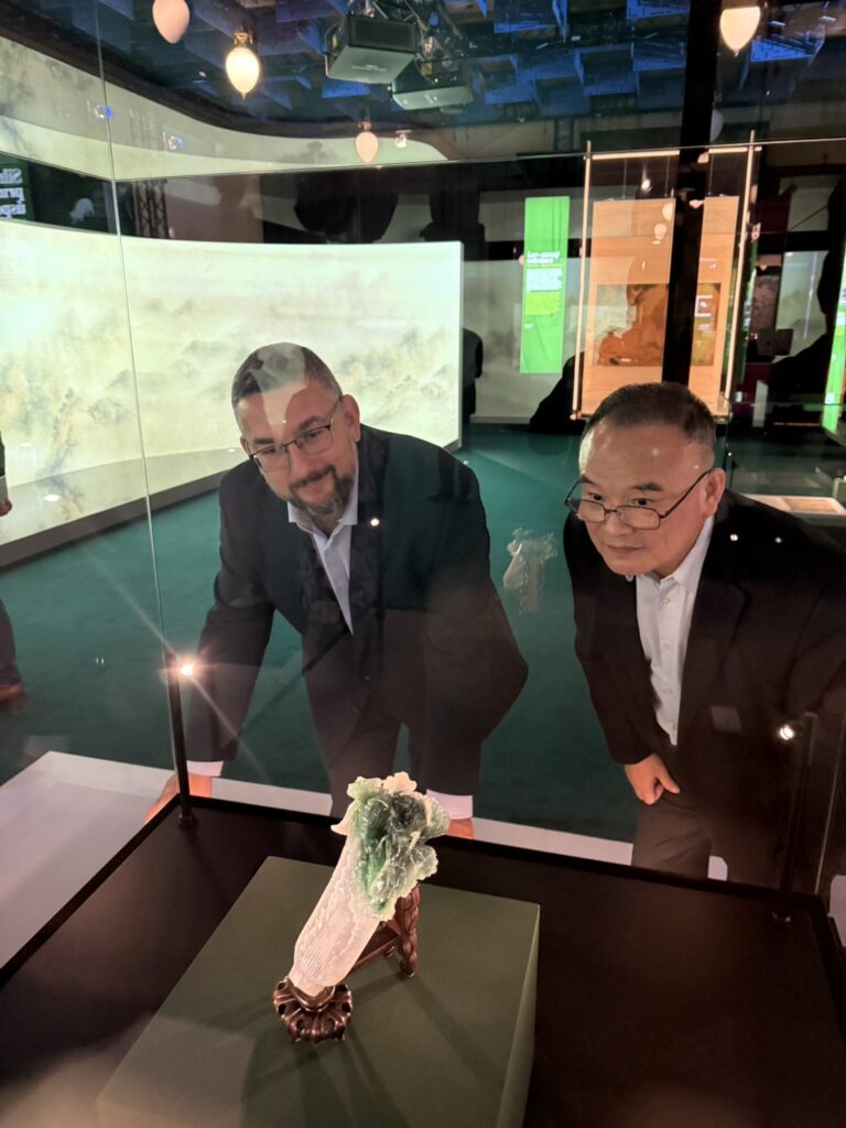 %E6%95%85%E5%AE%AE%E8%95%AD%E5%AE%97%E7%85%8C%E9%99%A2%E9%95%B7%E5%8F%B3%E8%88%87%E6%8D%B7%E5%85%8B%E5%9C%8B%E5%AE%B6%E5%8D%9A%E7%89%A9%E9%A4%A8%E7%B8%BD%E9%A4%A8%E9%95%B7%E7%9B%A7%E5%8D%A1%E5%85%B6%E5%B7%A6%E6%AC%A3%E8%B3%9E%E7%BF%A0%E7%8E%89%E7%99%BD%E8%8F%9C