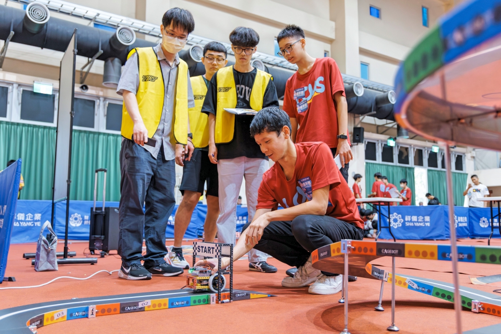 第3屆高雄盃機器人挑戰賽「科技寶經典賽」　透過專場研習及競賽舞台培育AI科技人才 | 索引新聞 INDEX News