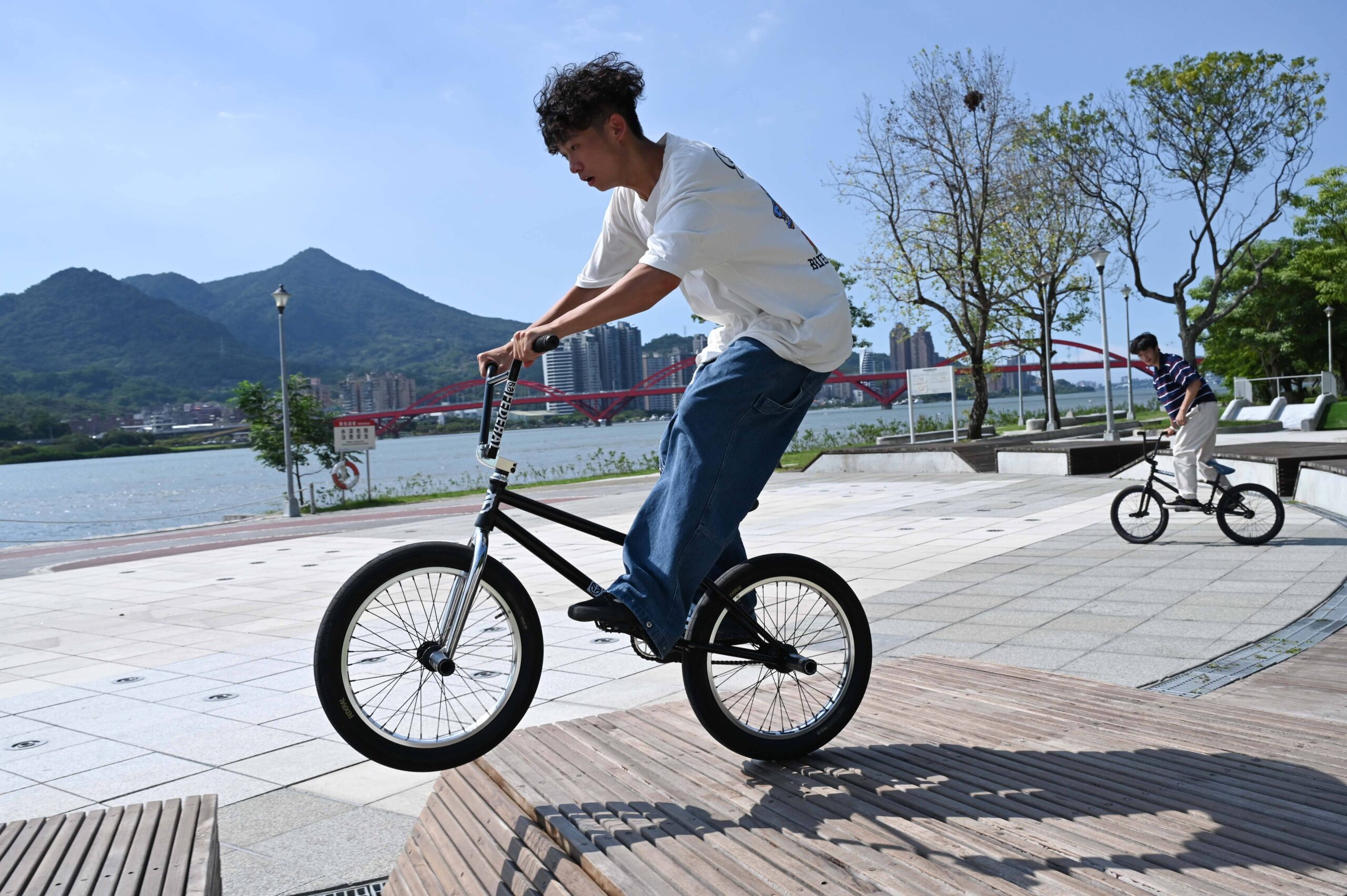 打造關渡碼頭成為「清醒社交」新場域 教師節連假陪你看日落賞夕陽