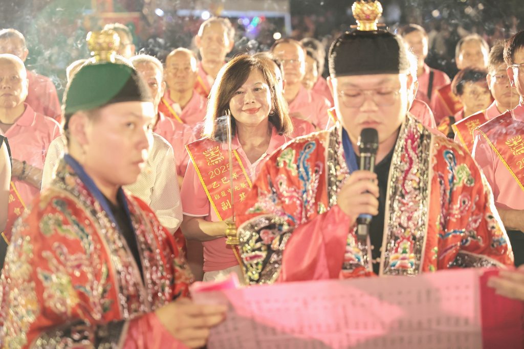 無形文化資產之美！基隆中元祭「開燈放彩」引領亡靈、祈願平安 | 索引新聞 INDEX News