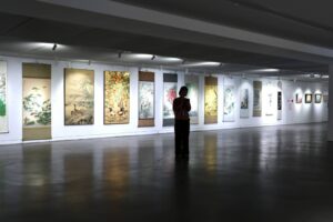 「輝映古今」工筆畫師生展 基隆美術館展出近200幅作品