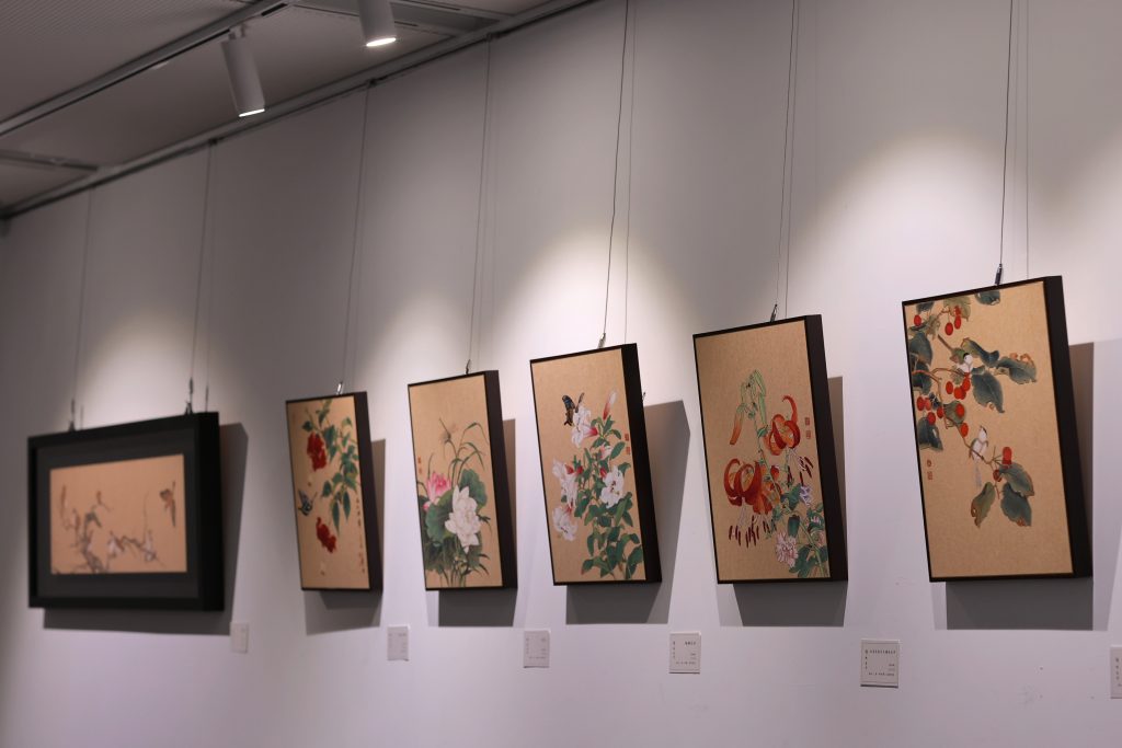 「輝映古今」工筆畫師生展 基隆美術館展出近200幅作品 | 索引新聞 INDEX News