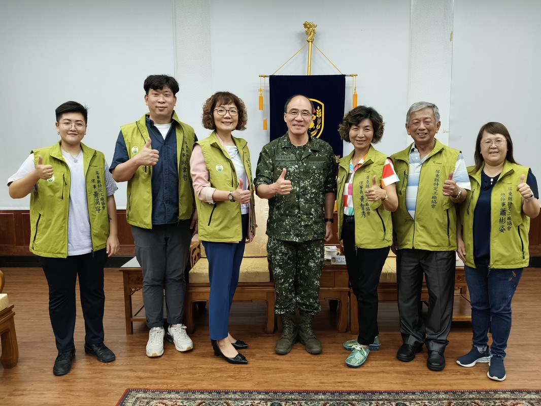民間團體赴陸軍8軍團慰問 感謝官兵守護家園與救災