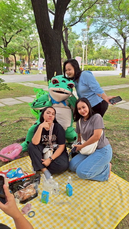 超Chill野餐交流多元文化 外籍工作者共享療癒時光 超Chill野餐交流多元文化 外籍工作者共享療癒時光