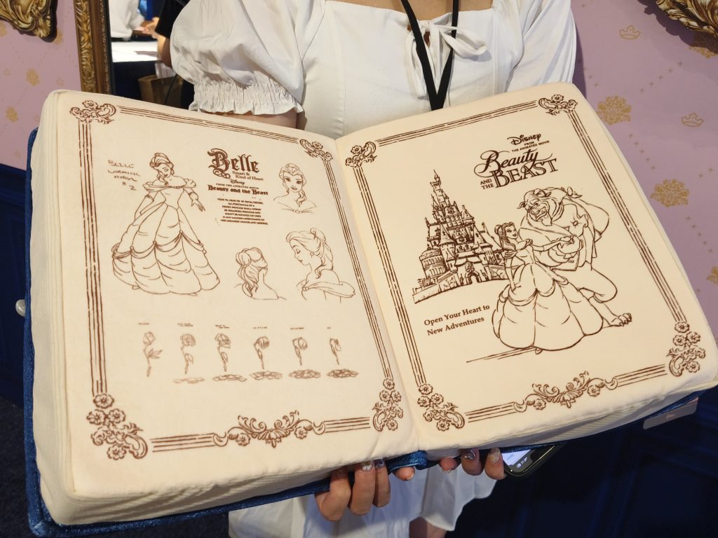 迪士尼「皇家公主派對」沉浸式期間限定店人氣爆棚！