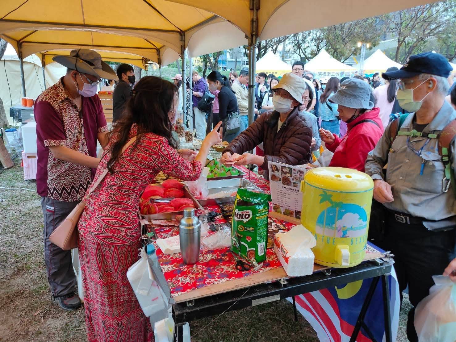 新住民在臺灣｜黃慧珍，馬來西亞的營養師：把鄉愁蒸進娘惹糕，創立「Cherrie幸福手作」美食坊