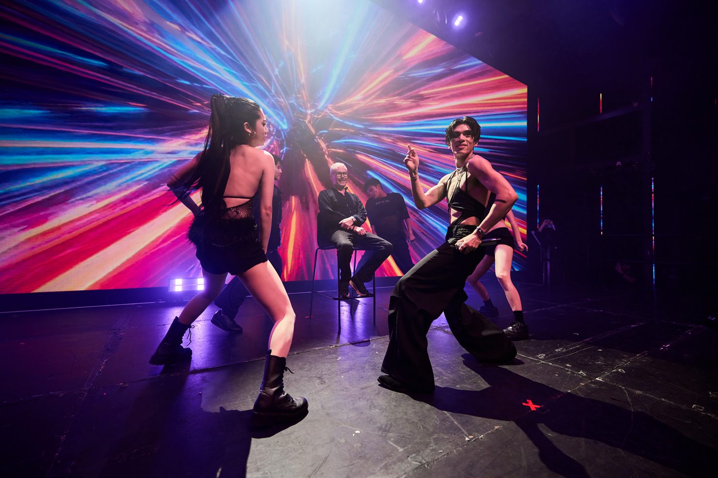 KIRE 凱爾攜巡演二度襲英 打造「激情擂台」把舞台變健身房