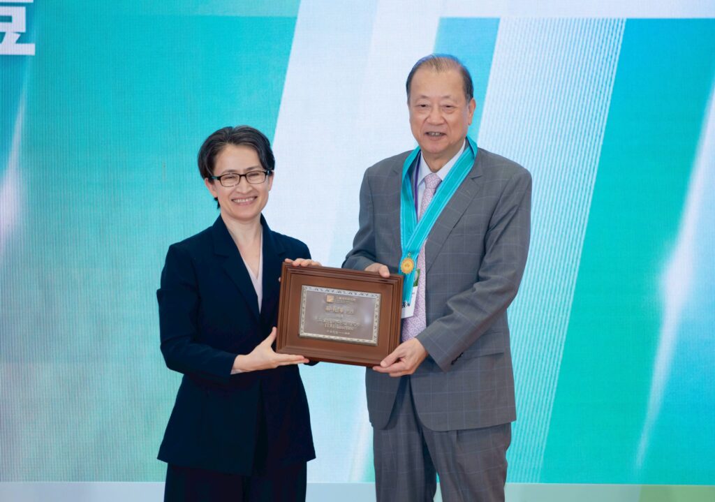 醫療、教育、藝術貢獻卓越 中醫大暨醫療體系董事長蔡長海榮膺工研院院士