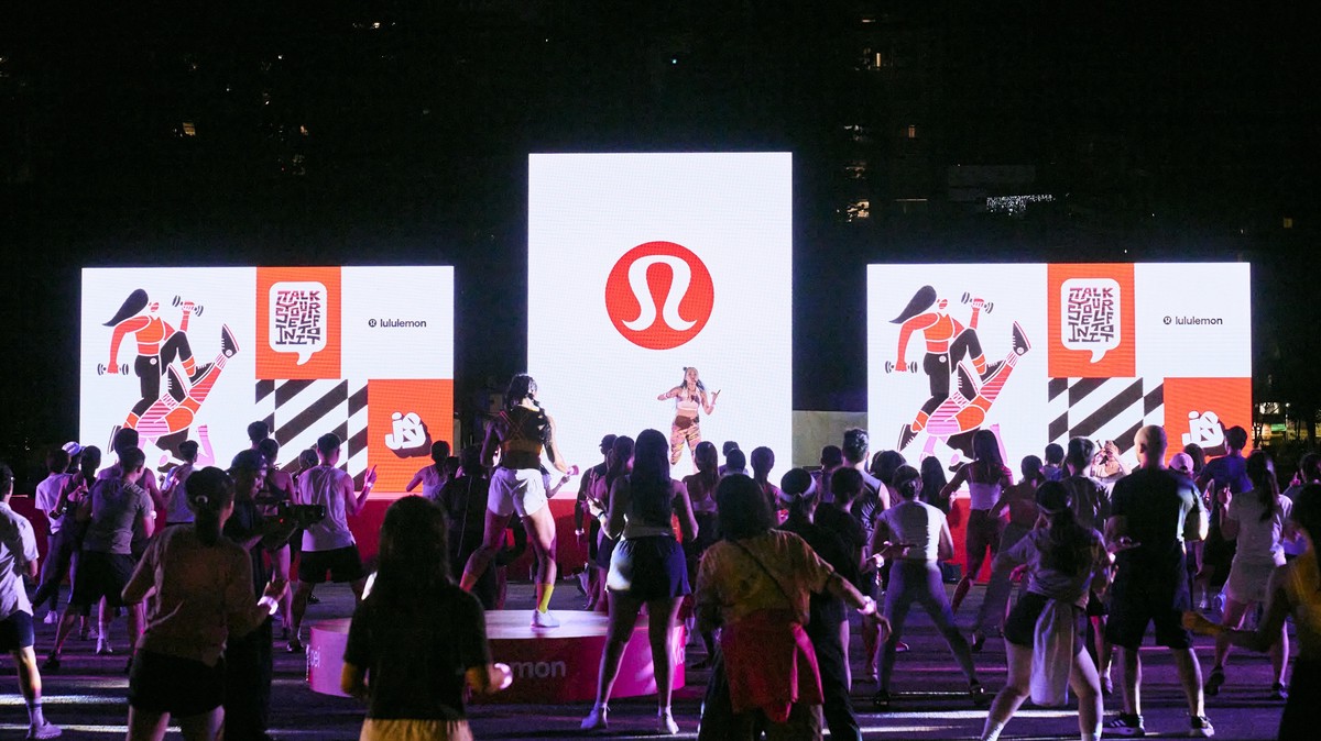 加拿大運動服飾品牌 lululemon 發起「Move Taipei」系列活動舞動台北 點亮台北 101「呼吸指引練習」照亮台北城 加拿大運動服飾品牌 lululemon 發起「Move Taipei」系列活動舞動台北 點亮台北 101「呼吸指引練習」照亮台北城