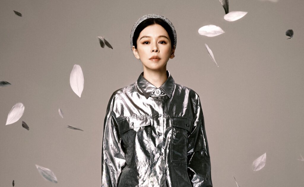 接棒中島美嘉 Vivian徐若瑄唱進Billboard Live TAIPEI 接棒中島美嘉 Vivian徐若瑄唱進Billboard Live TAIPEI