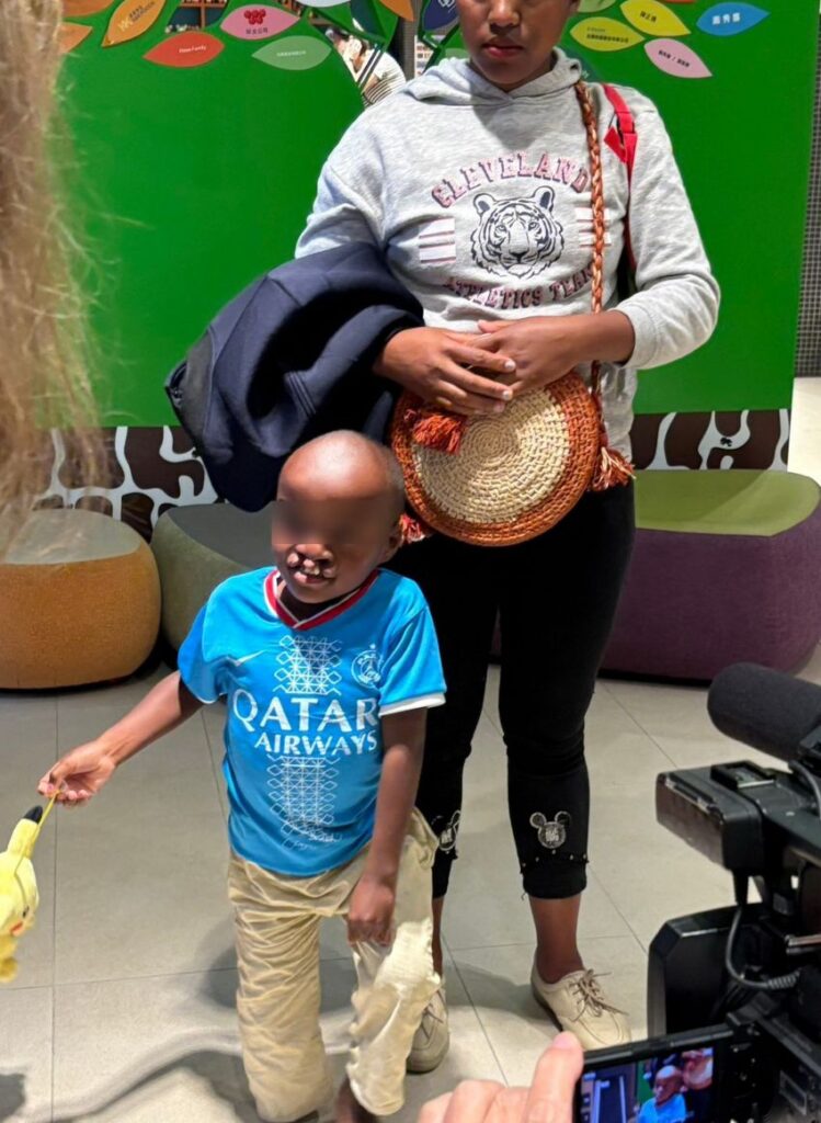 馬達加斯加唇顎裂童跨海求醫 台灣仁醫助重生 馬達加斯加唇顎裂童跨海求醫 台灣仁醫助重生