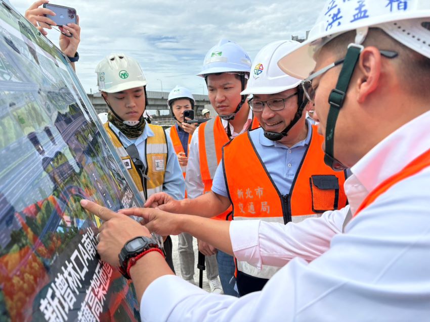 侯友宜視察國道1號林口交流道南出北入匝道改善工程