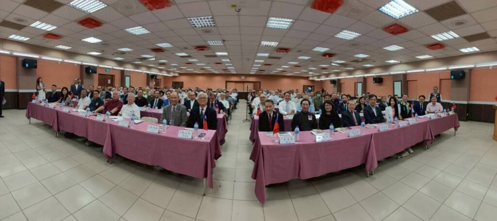 抗戰勝利暨台灣光復80週年研討會 李承禹、喻志攻、翁衍慶論文報告 龔春生、張延廷、高昆生、張鈞凱與談評析 抗戰勝利暨台灣光復80週年研討會 李承禹、喻志攻、翁衍慶論文報告 龔春生、張延廷、高昆生、張鈞凱與談評析