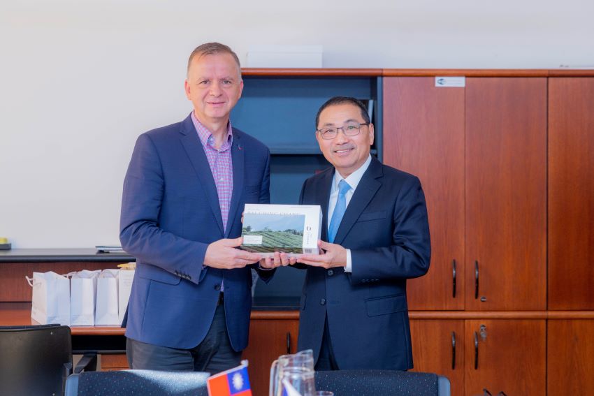 侯友宜訪捷克投資促進局、外人投資協會 助新北產業進軍歐洲