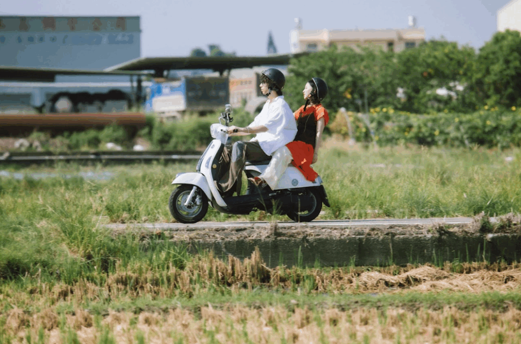 主唱片桐的嘉義尋根之旅!日本京都搖滾樂團 Hakubi 新曲〈何者〉MV 公開 MV超台!日本搖滾樂團 Hakubi 主唱追尋祖父嘉義足跡,新歌〈何者〉選台灣取景 主唱片桐的嘉義尋根之旅!日本京都搖滾樂團 Hakubi 新曲〈何者〉MV 公開 MV超台!日本搖滾樂團 Hakubi 主唱追尋祖父嘉義足跡,新歌〈何者〉選台灣取景