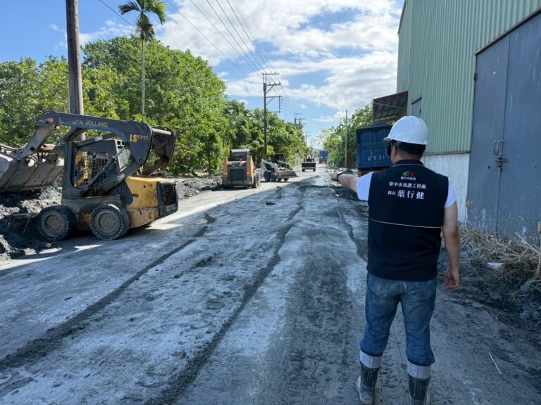 曙光初現！中市建設局持續馳援花蓮　清淤搶通助災區重現希望