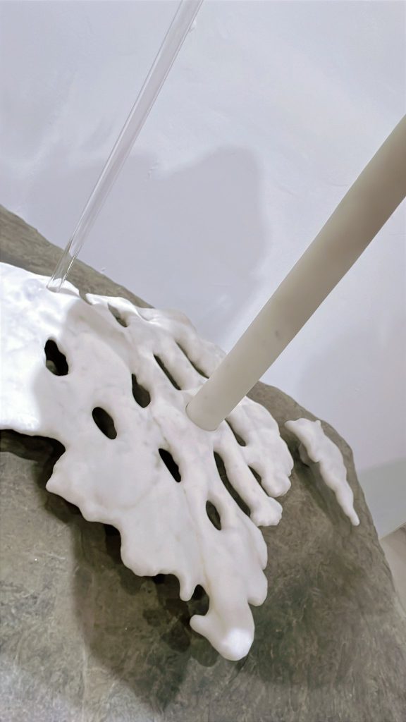 候連秦的「情感雕塑學」