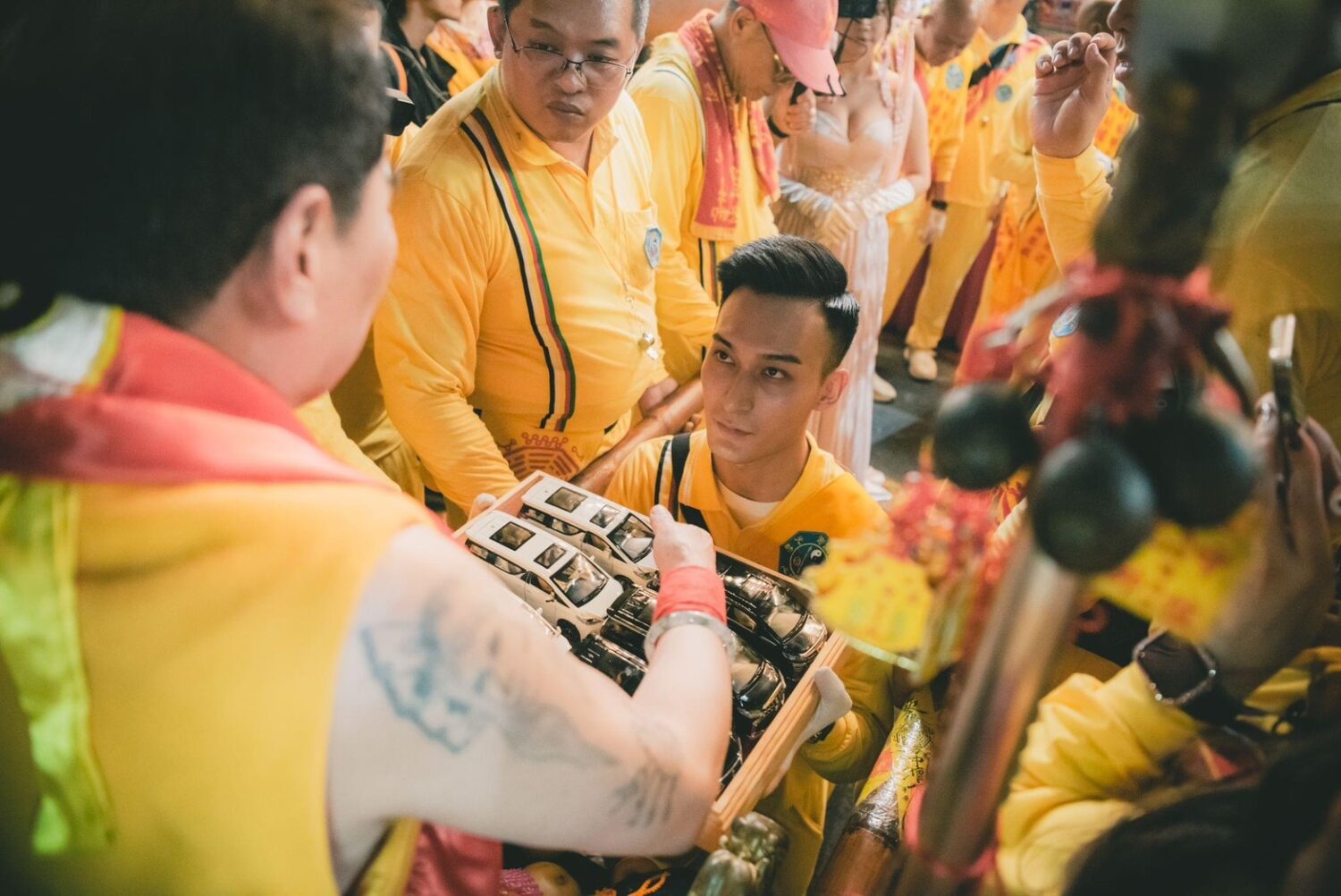 最年輕爐主陳冠樺年僅25歲，從16歲與護國宮結緣付出，深感太子爺恩威與宮廟文化意義，希望增加世代對話的機會，延續宮廟文化。（記者翻攝）