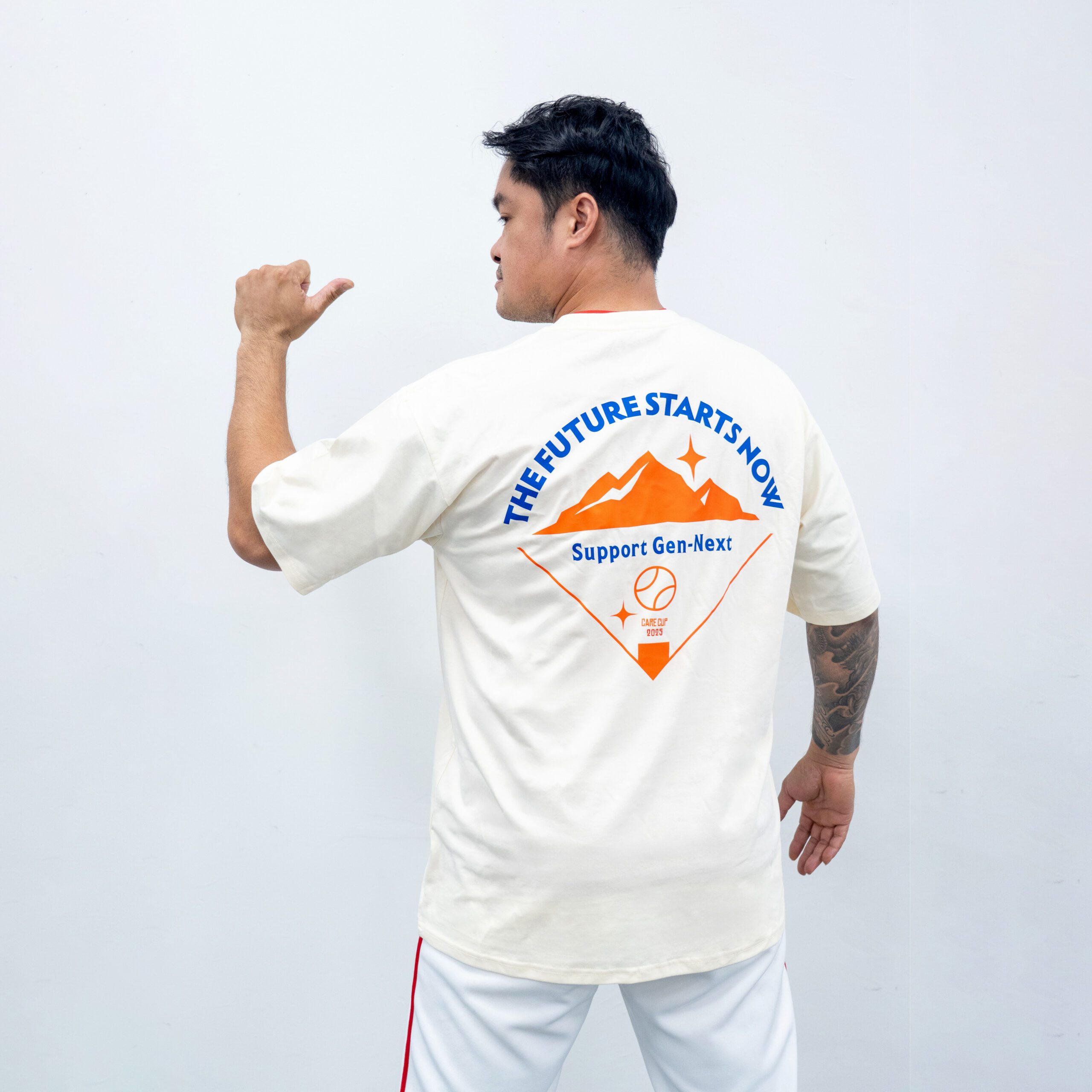 王勝偉 林智勝 穿上「回家得分」T恤 關懷盃花蓮開打守護原鄉棒球夢 王勝偉 林智勝 穿上「回家得分」T恤 關懷盃花蓮開打守護原鄉棒球夢