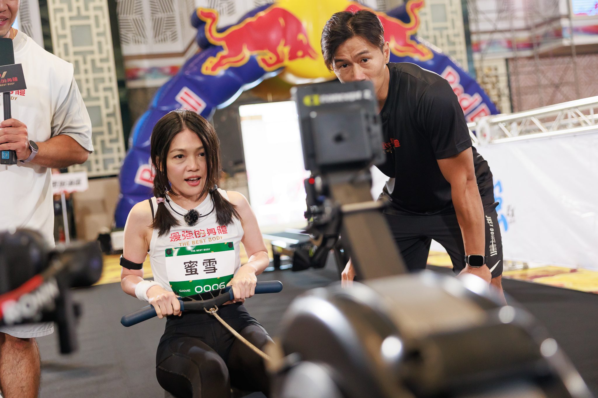 蘇炳憲力拚全年齡運動 JR紀言愷爆肌帥氣登場 蘇炳憲力拚全年齡運動 JR紀言愷爆肌帥氣登場