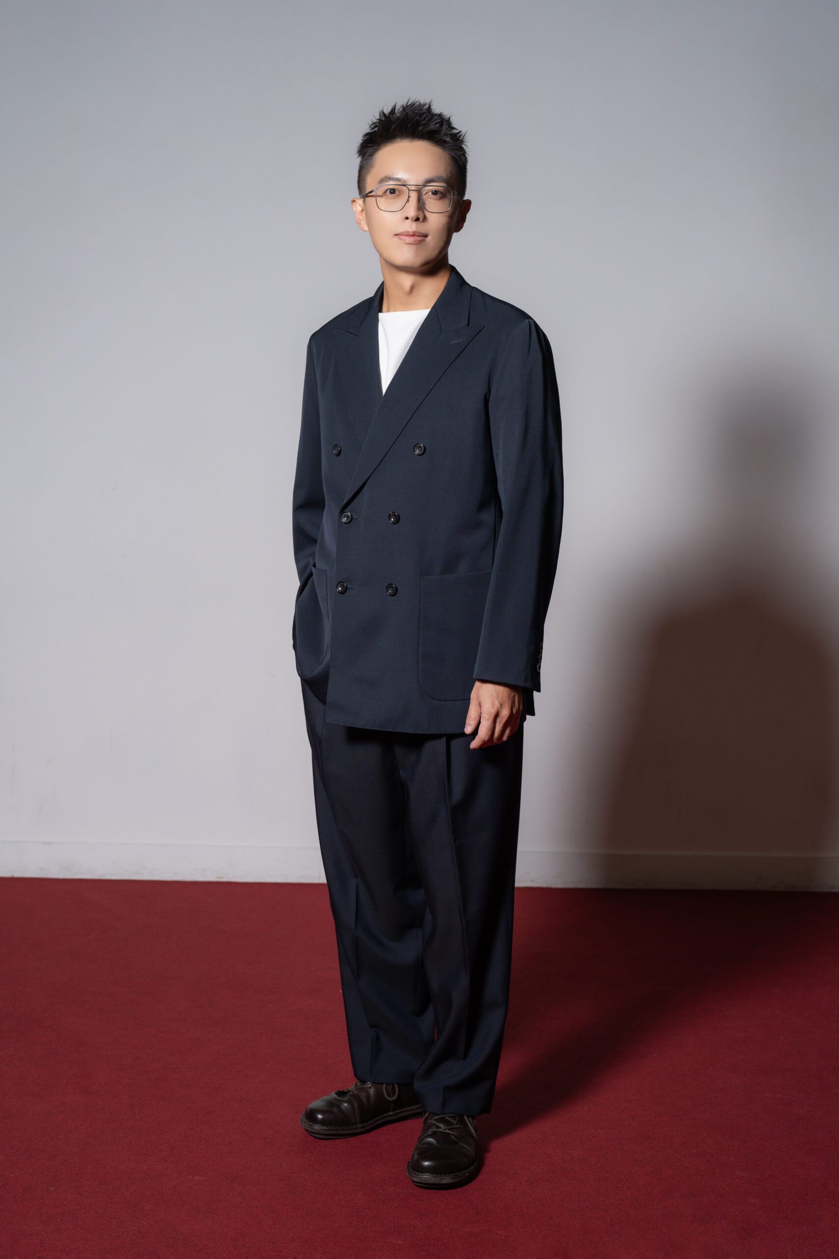 最會說故事的金獎導演林君陽 加盟華研音樂 最會說故事的金獎導演林君陽 加盟華研音樂