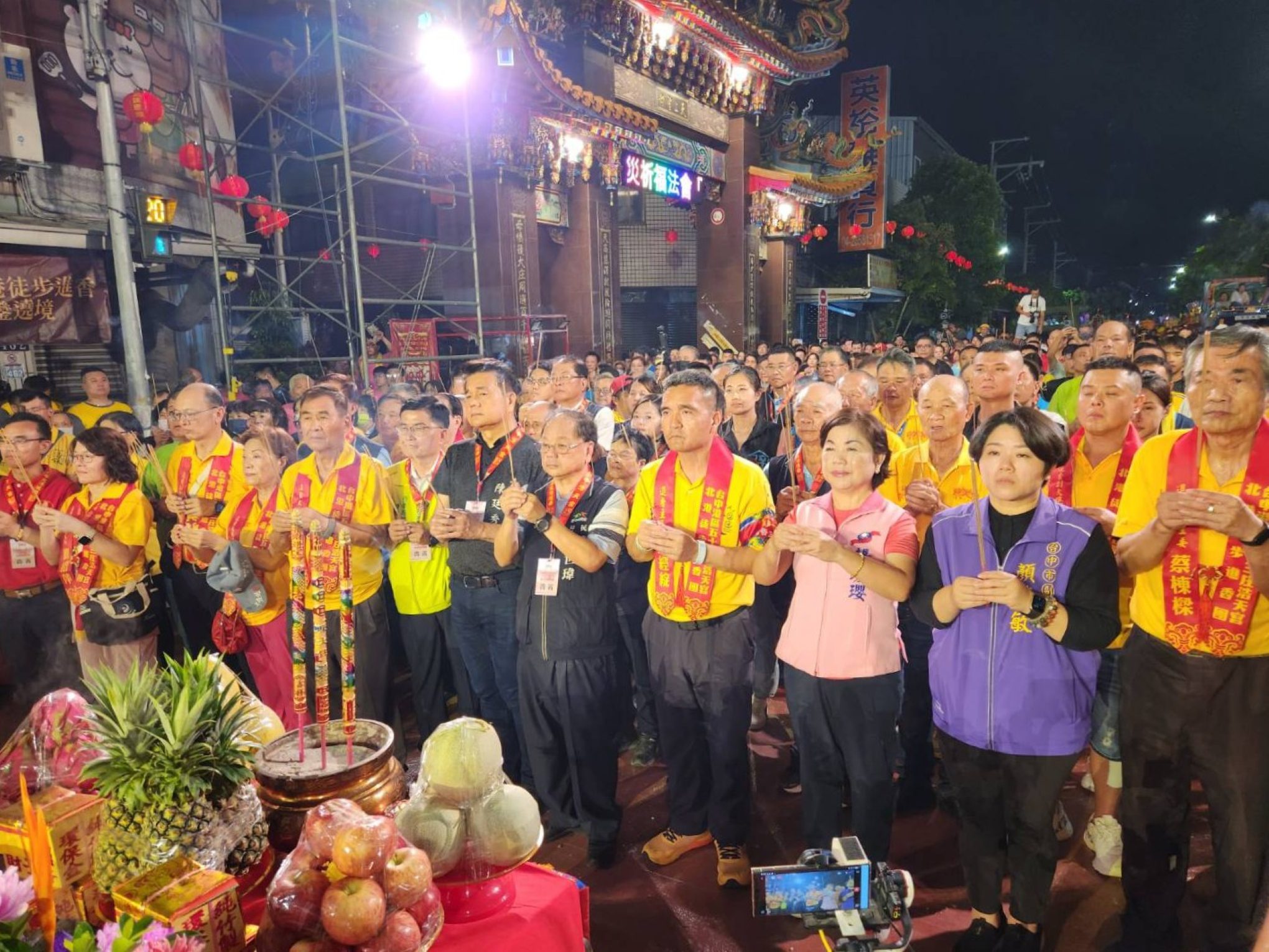 大庄媽7天6夜進香回鑾　海線「跑大轎」接駕 民政局長祈求國泰民安 | 索引新聞 INDEX News