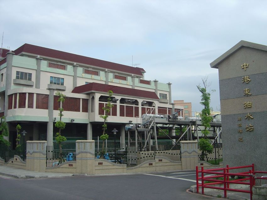 《圖說》中港東抽水站機組更新工程今年8月開工115年汛期前即發揮抽排水功能。〈水利局提供〉