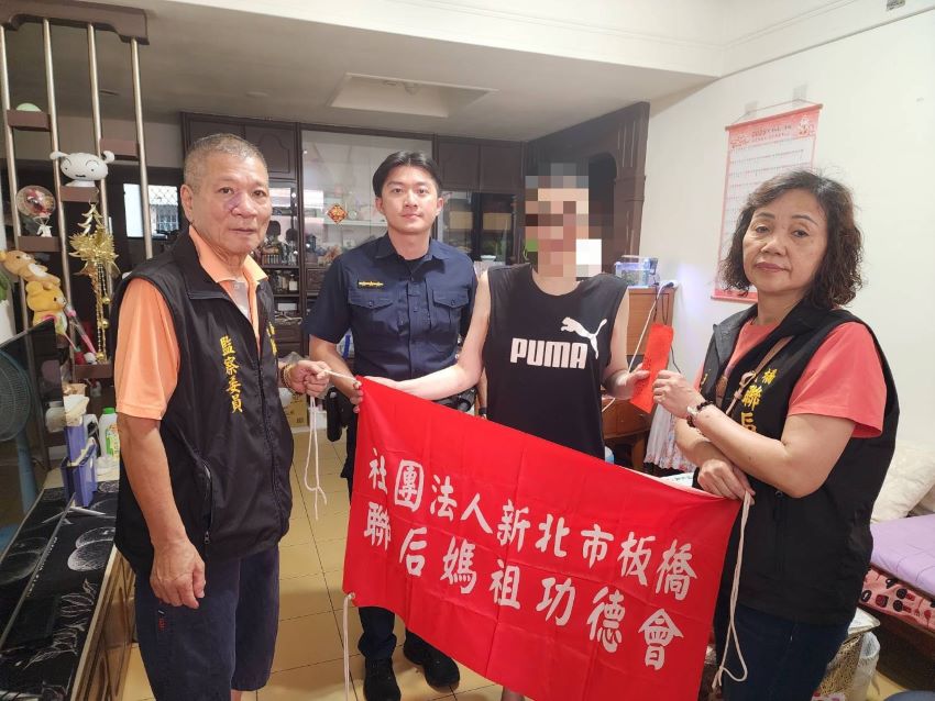 《圖說》關懷行動盼藉拋磚引玉，邀請更多社會善心人士投入公益，擴大愛心的力量。〈海山分局提供〉