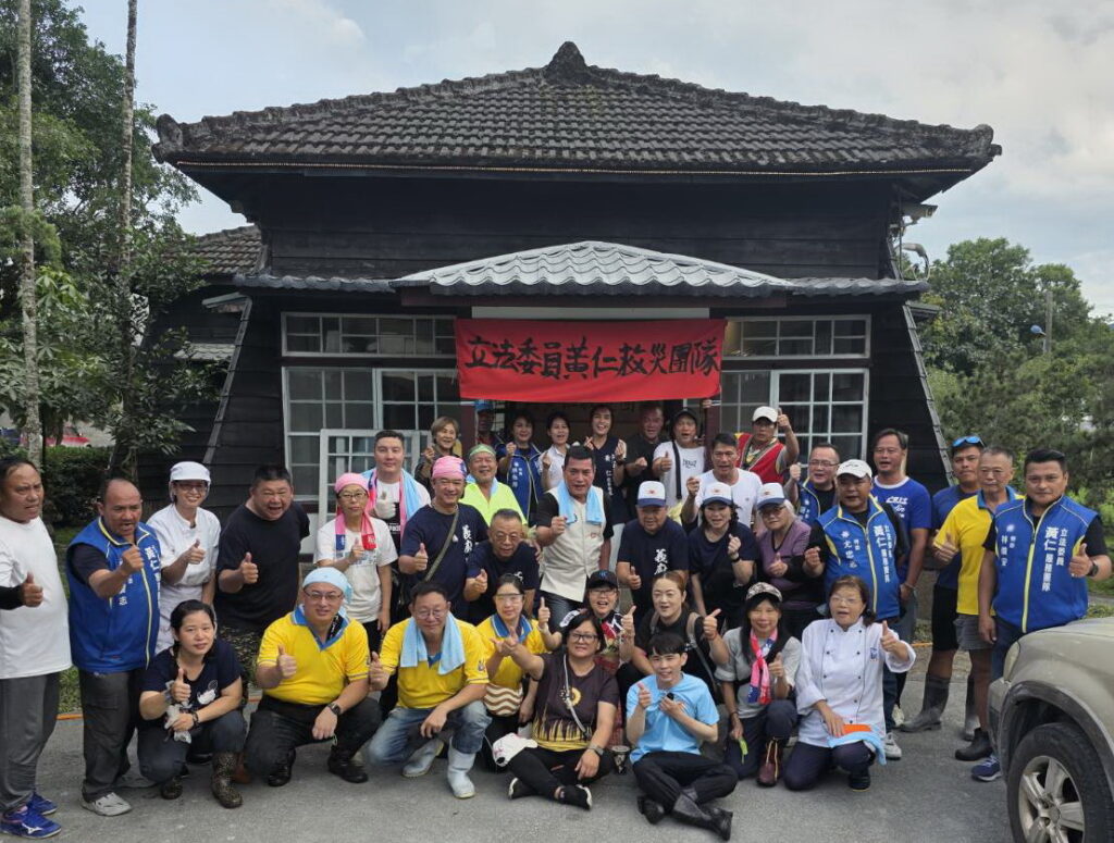 重機具進駐、每日提供便當千份 黃仁:「花東服務團隊」10月17日完成階段任務 重機具進駐、每日提供便當千份 黃仁:「花東服務團隊」10月17日完成階段任務