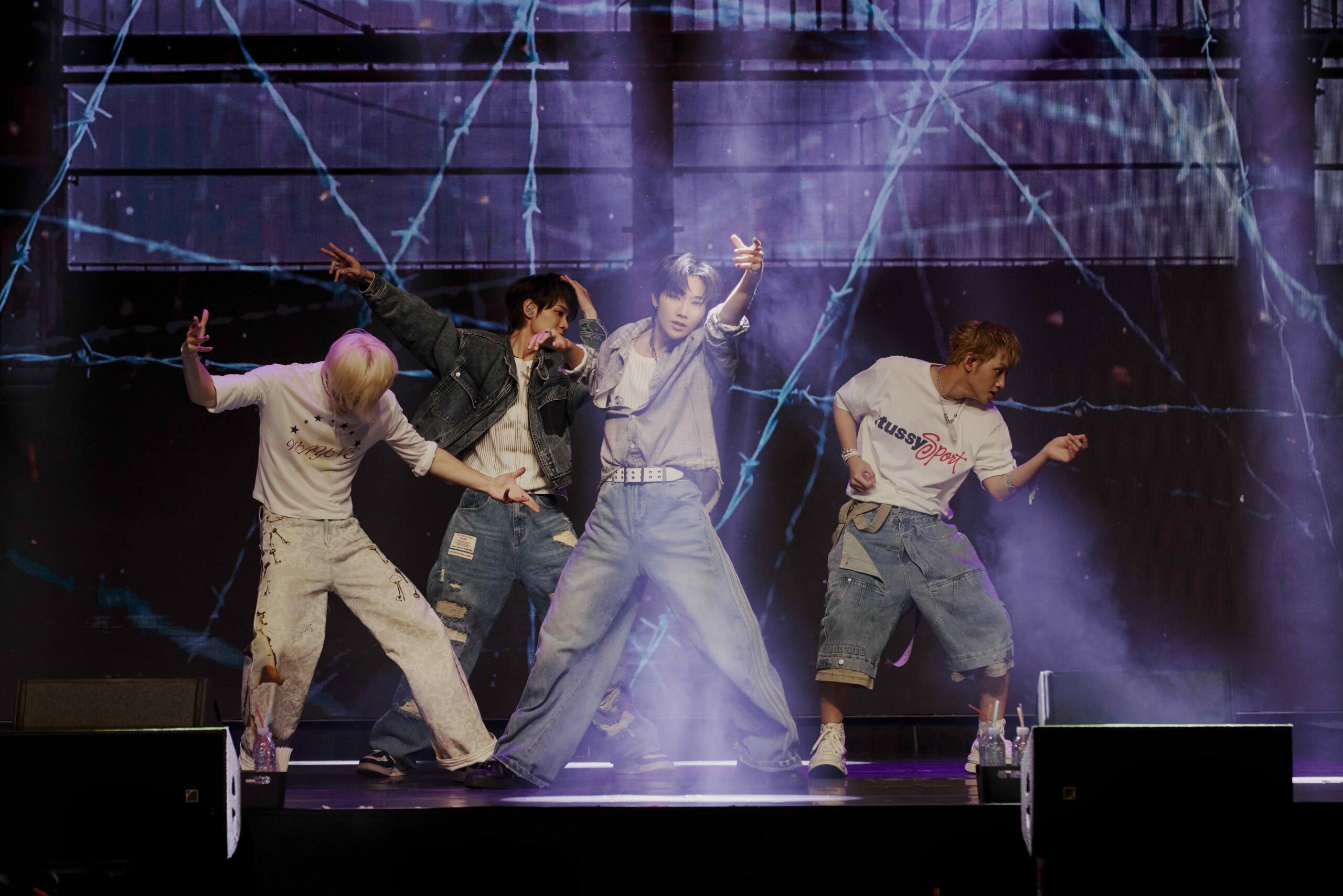 ARKis 首場見面會 告白粉絲加碼8人完整版登場〈上癮〉