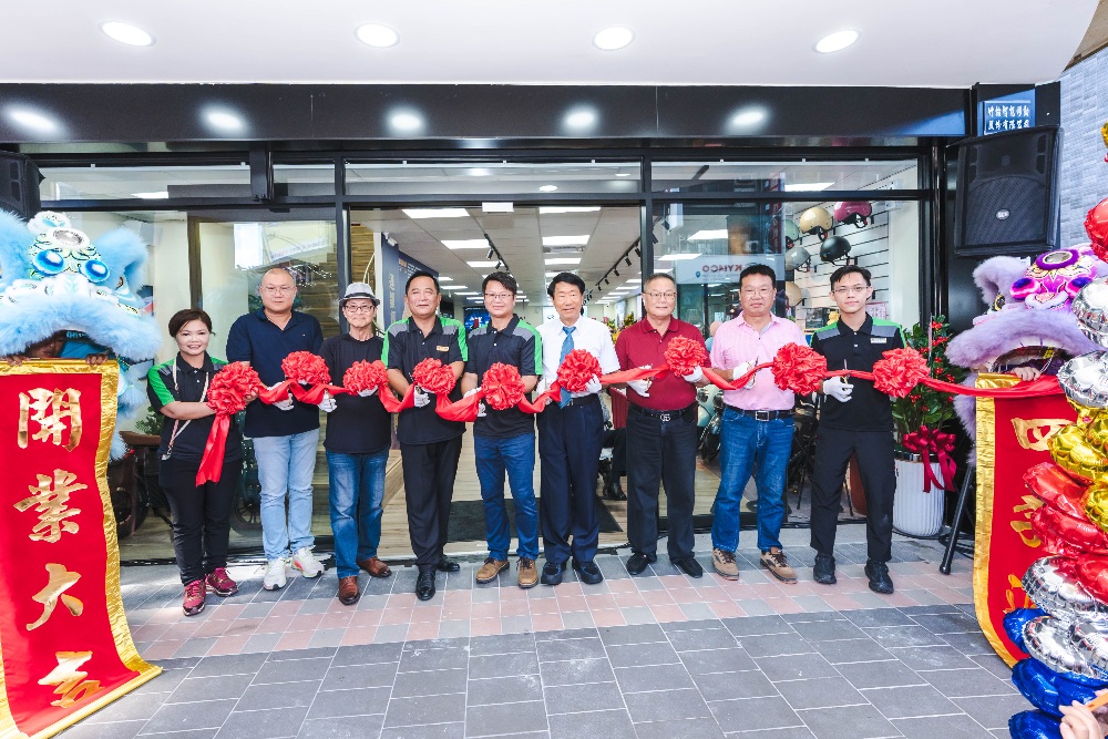 竹輪電動車設北區營運總部 以「連鎖服務、道路救援、假日無休」服務鐵三角