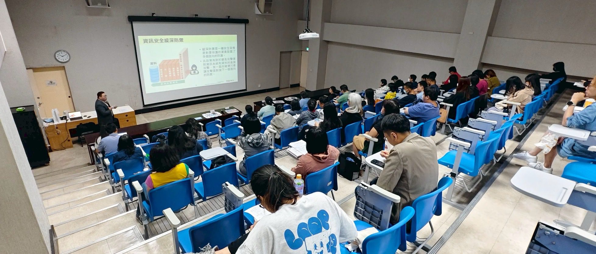 AI應用X資安防護力升級!  中市建設局辦教育訓練強化資訊防護 AI應用X資安防護力升級!  中市建設局辦教育訓練強化資訊防護