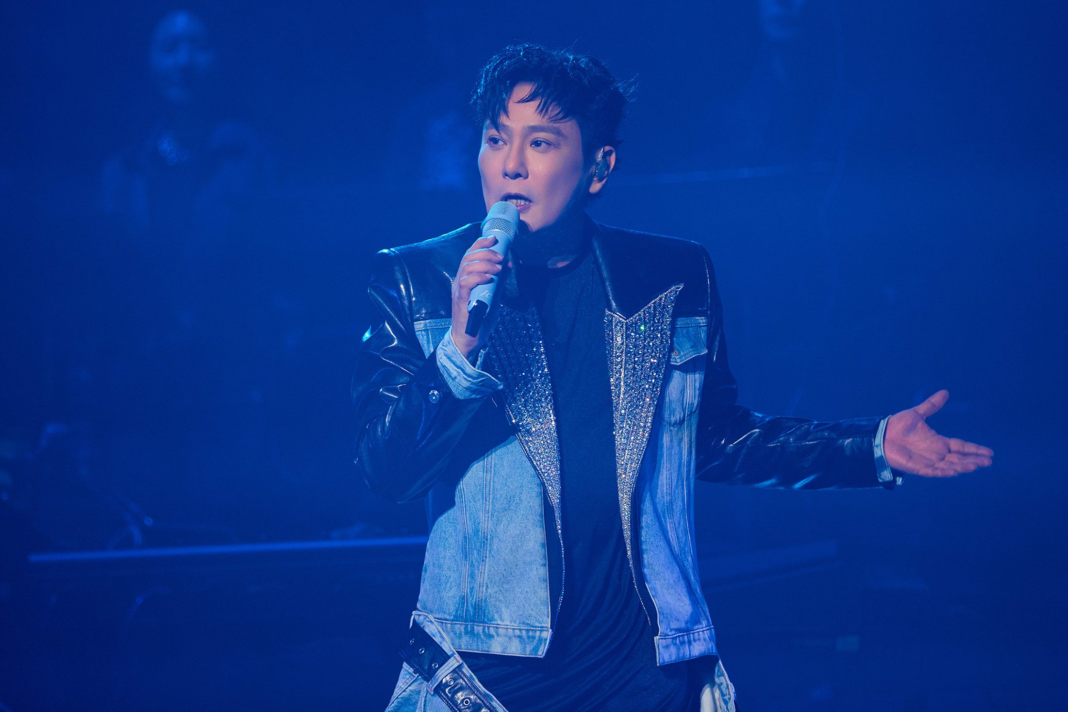 張信哲楓葉季唱進溫哥華 第101場萬人朝聖 張信哲楓葉季唱進溫哥華 第101場萬人朝聖