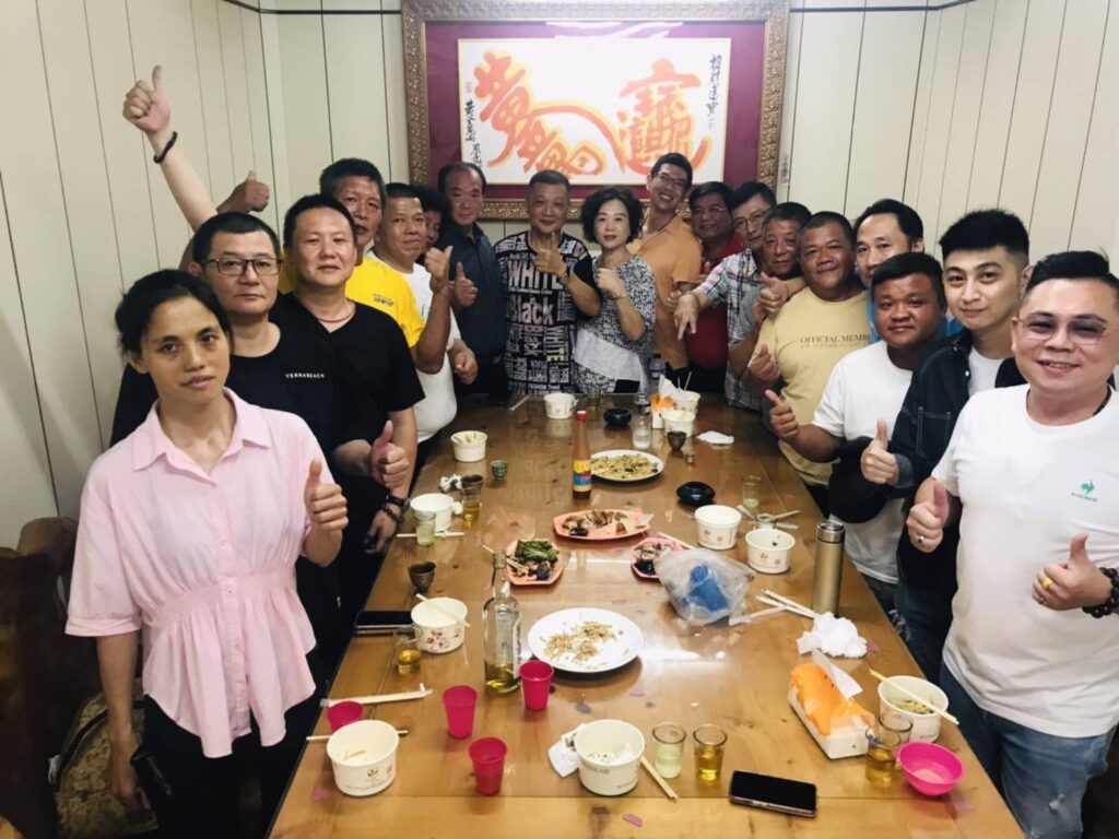 熱血俠義的黑龍精神 李江堃引領東龍藝品走出風格與溫度