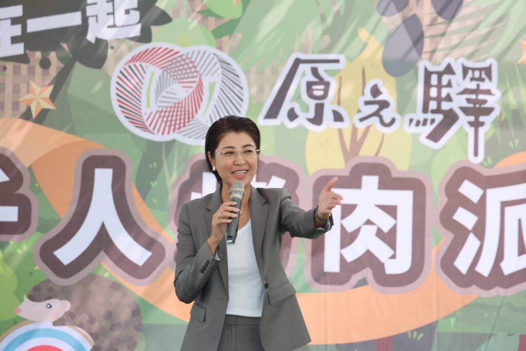南投原之驛千人烤肉派對、獵人盃射箭賽及烤豬職人合作社揭牌、開業場面盛大
