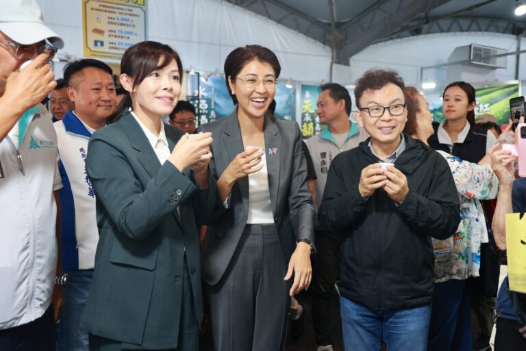 新竹市東區基層建設促進會訪茶博會　縣長許淑華盡地主之誼